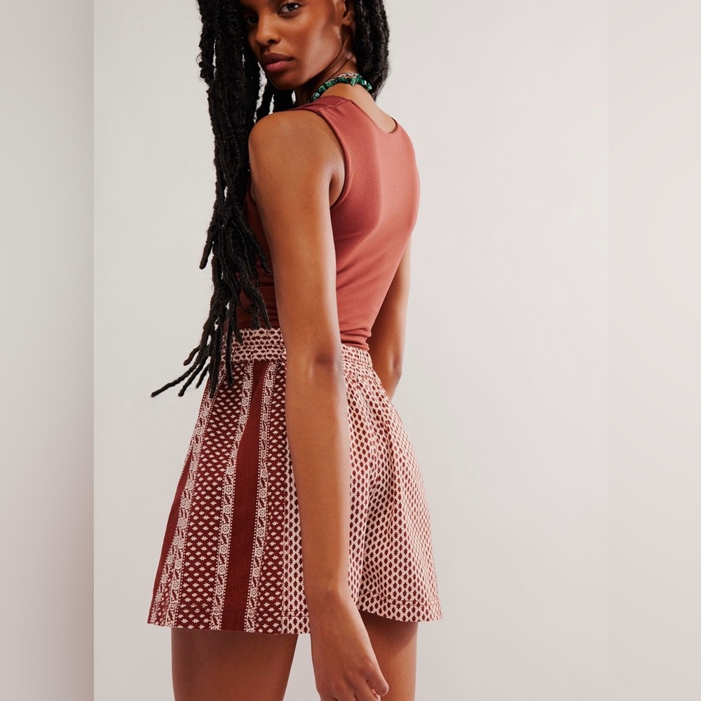 Get Free Printed Pull on Shorts